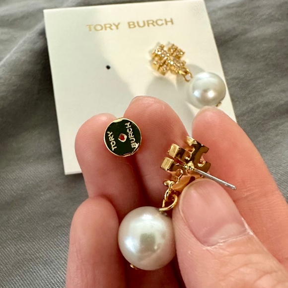 Authentic Tory Burch Classic Logo Pearl Earrings 80% off - Picture 7 of 10